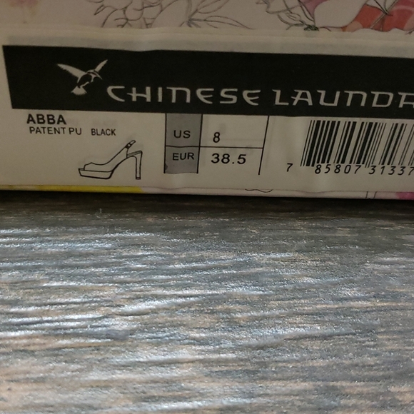 Black patent heels Chinese laundry size 8 - Picture 3 of 7